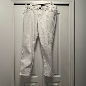 White ankle skinny jeans